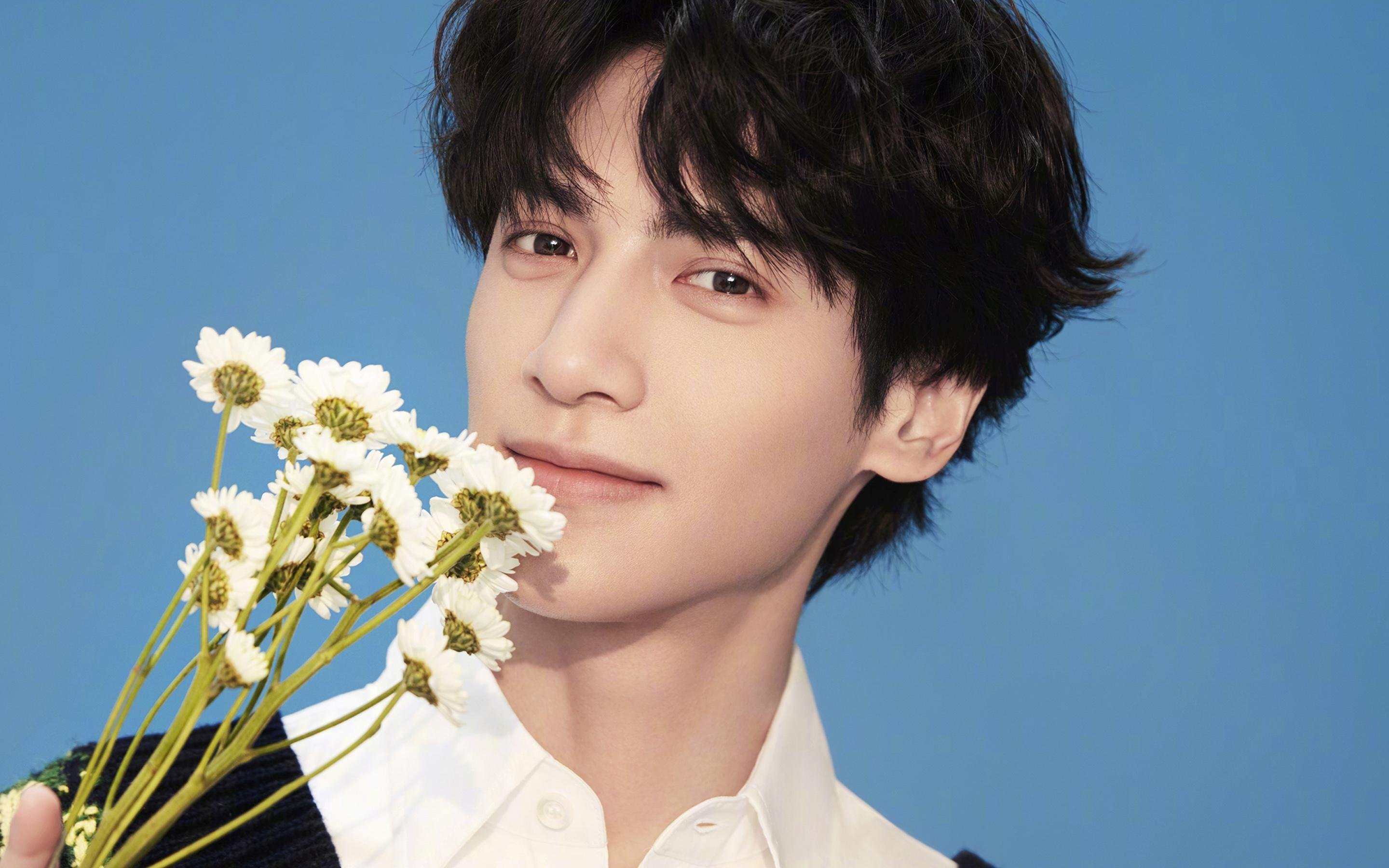 开云·Kaiyun网页版-_现场观众热情高涨：气氛点燃比赛热度_，比赛气氛热烈,现场掌声不断