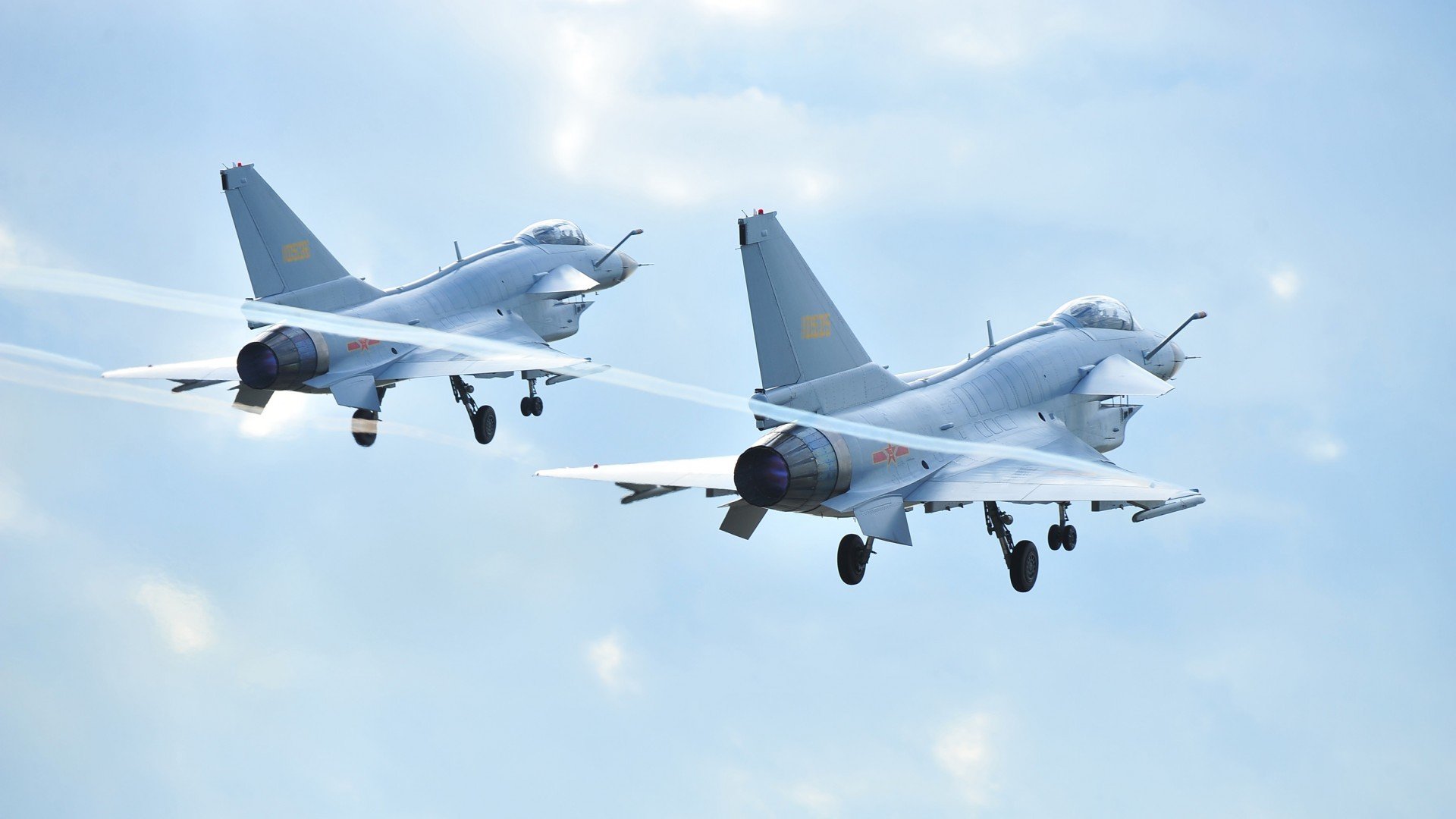 英超著名球队启动新海报“文化运动”,吸引年轻粉丝,英超宣传片主题曲